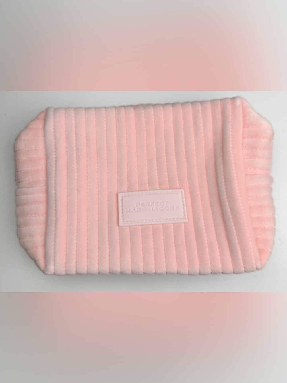 Perfect Marc Jacobs Pink Plush Cosmetic Bag Lavender Zip Star Charm 9.5”